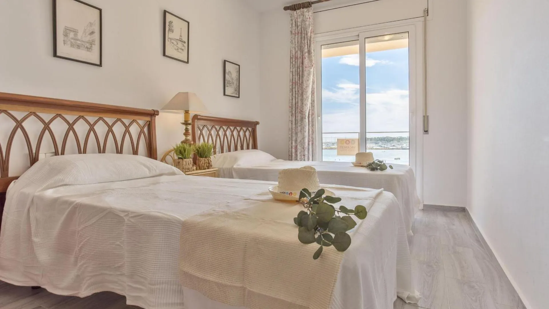 Ref. Blanc Canigo 2: Apartamento Con Vistas Al Mar A Pie De Playa Con Parking. - Es-325-7 Torroella de Montgrí
